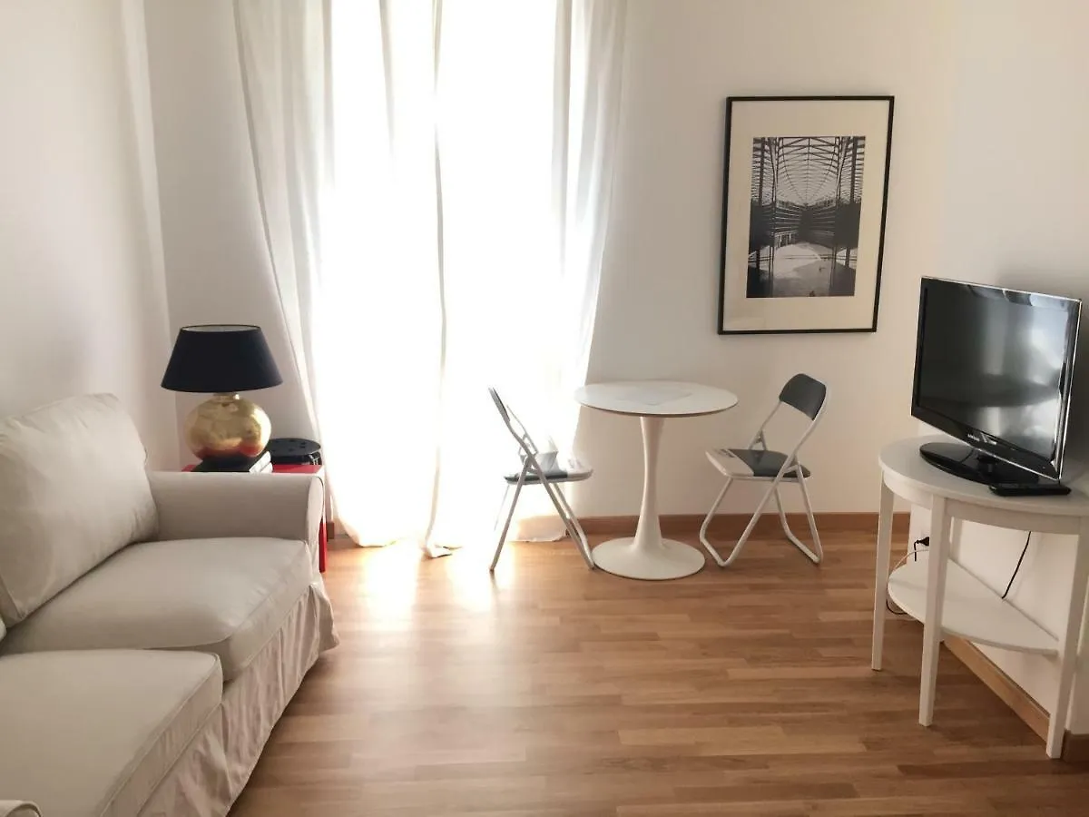 Brera - Fiori Chiari Charme Apartment Милан Италия