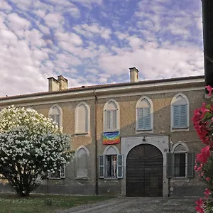 https://casa-berra.italymilanhotels.net